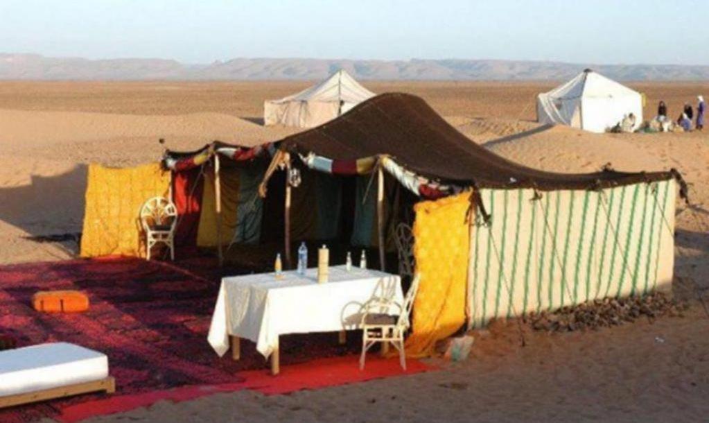 Camp Sahara Oasis Hotel M'Hamid Buitenkant foto